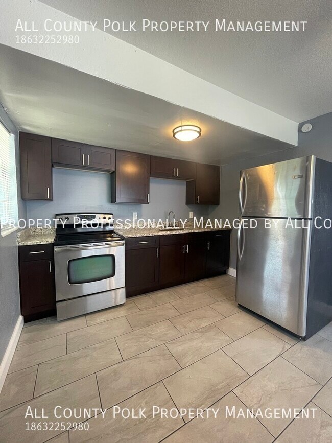 Foto del edificio - Cool 2 Bedroom, 1 Bath Home in Winter Have...