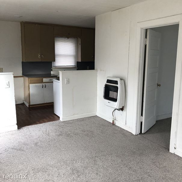 Building Photo - 1 br, 1 bath Duplex - 263 Spring St 2