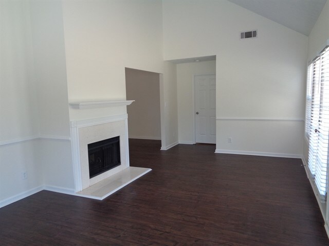 Foto del edificio - 5155 Arbor View Way