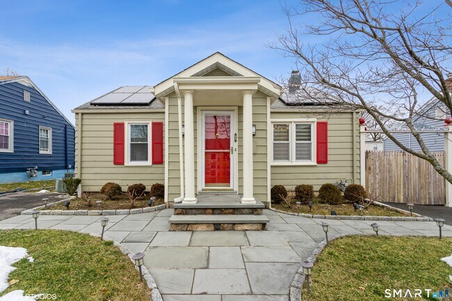 Foto del edificio - 680 Queen St