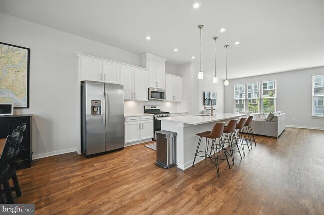 Foto del edificio - 1763 Hickory Wds Rd