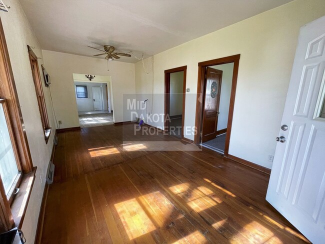 Foto del edificio - 508 E Maple- 2 bedroom house in Parkston