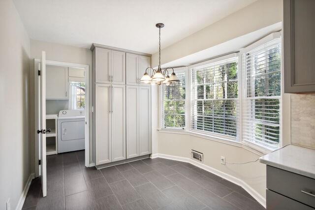Foto del edificio - 2208 Myra Ln SW