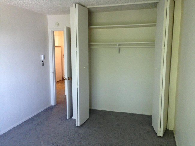 Foto del edificio - 4130-4144 SW View Point Terrace