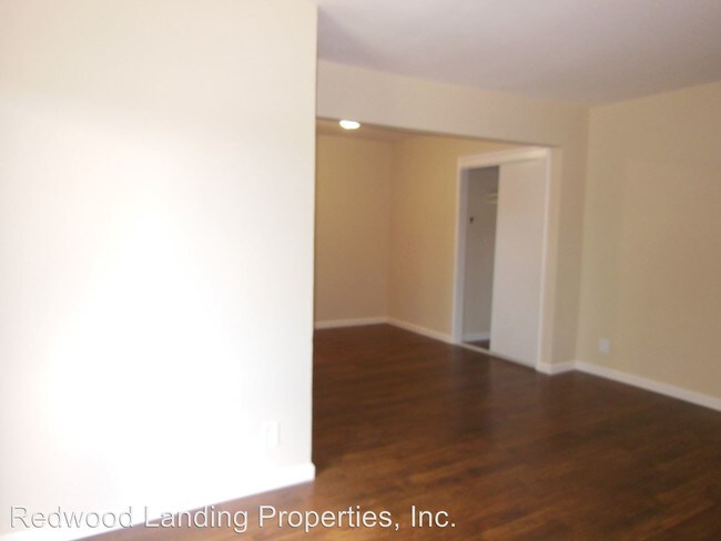 Foto del edificio - 485 Redwood Ave