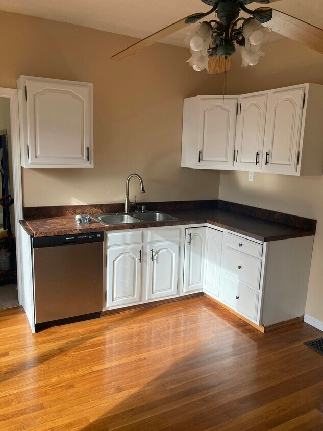 Foto del edificio - 1316 4th Ave