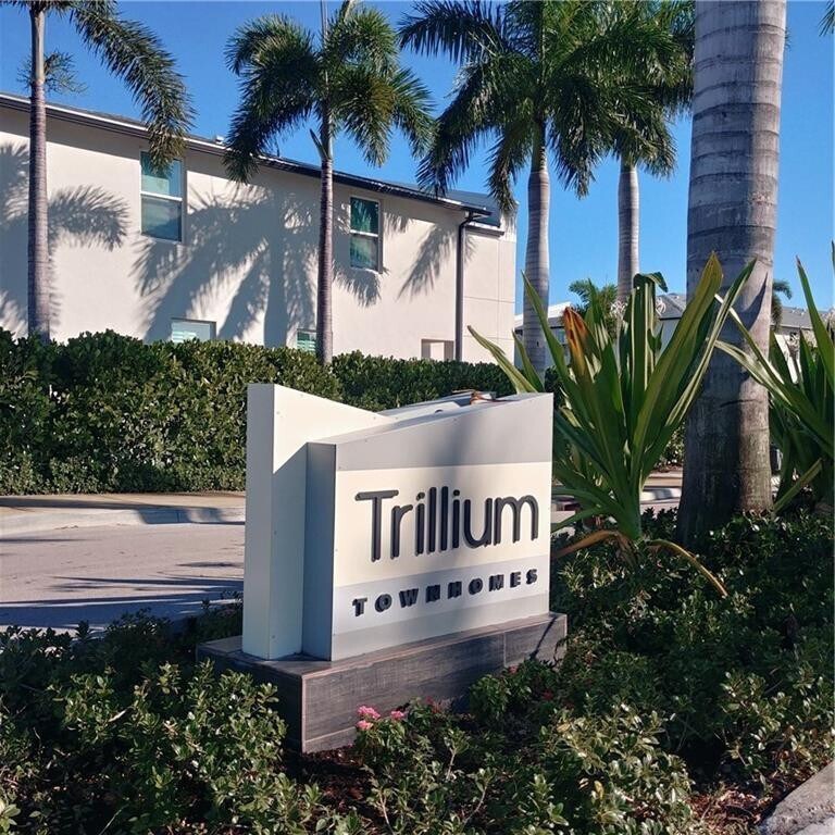 Foto principal - 3919 SE Mentmore Ln