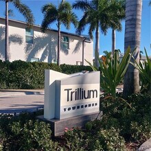 Building Photo - 3919 SE Mentmore Ln