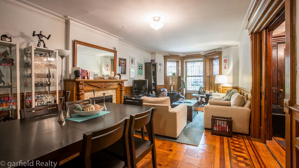 Primary Photo - 494 1st St