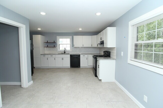Foto del edificio - 822 Richardson St