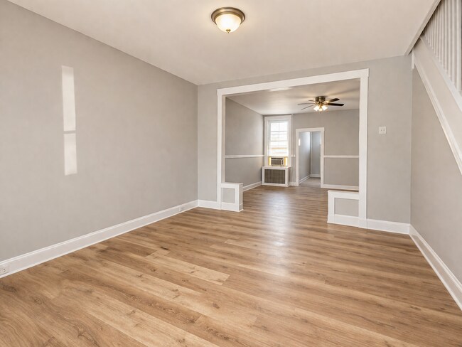 Building Photo - 1215 N Ellwood Ave