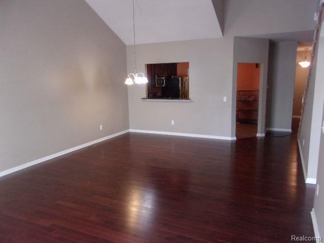 Foto del edificio - 3447 Grove Ln