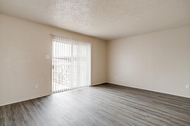Foto del edificio - 1623 Westridge St