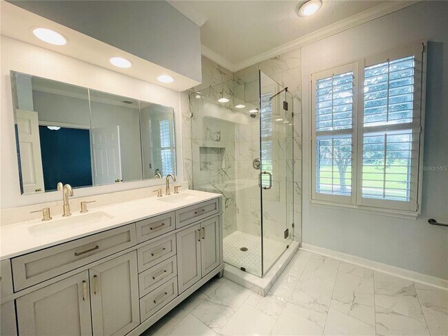 Foto del edificio - 622 Wisteria Ln
