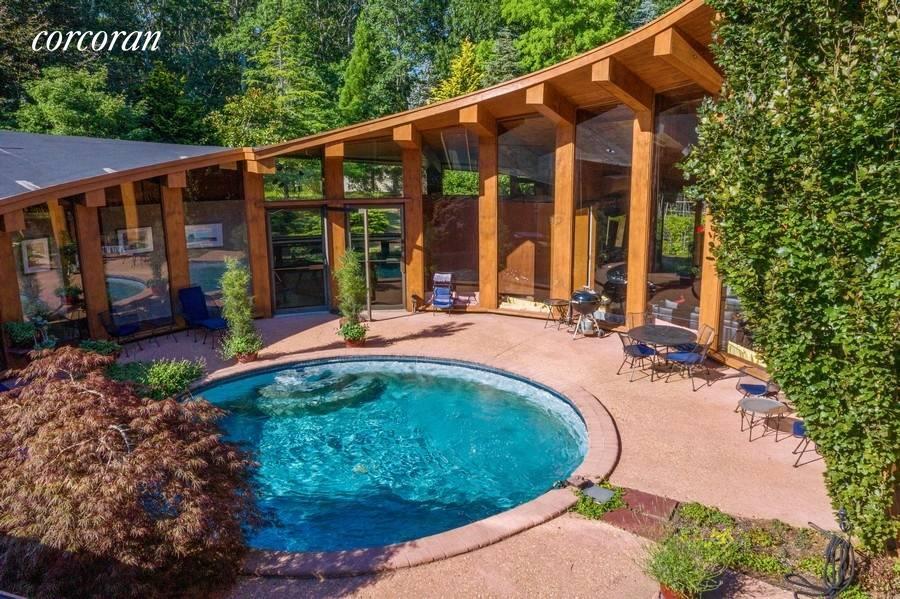 Primary Photo - 26 Deep 6 Dr