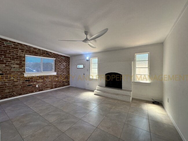 Foto del edificio - 1643 N Sonoita Ave