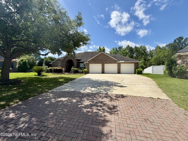 Building Photo - 1462 Scenic Oaks Dr