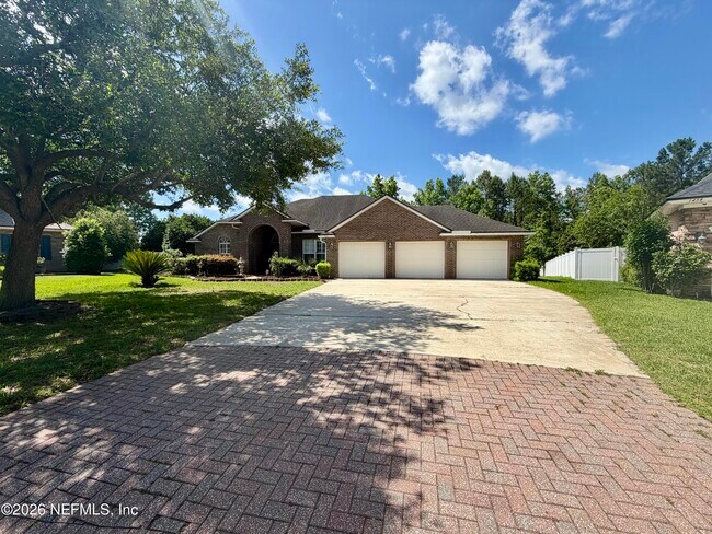 Foto del edificio - 1462 Scenic Oaks Dr