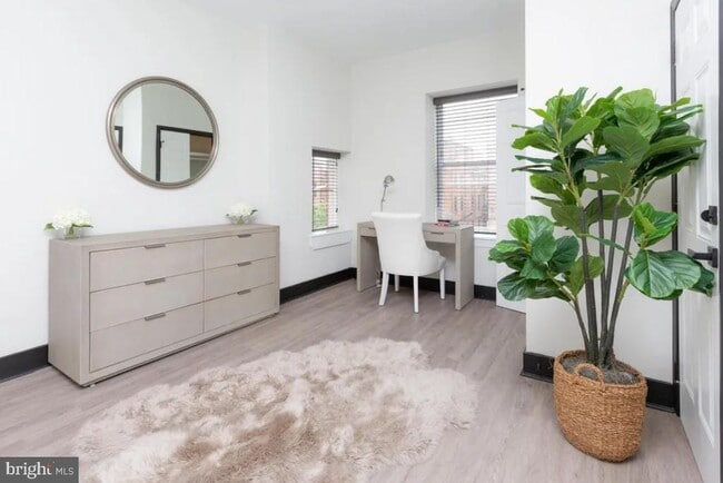 Foto del edificio - 1210 N Calvert St