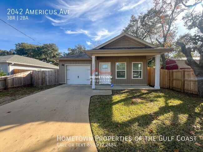 Foto del edificio - 3-Bedroom Home Minutes from NAS Pensacola