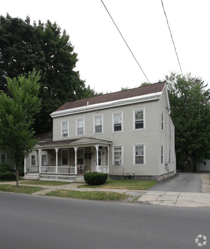 Building Photo - 10-12 Sherman Ave