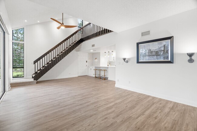 Building Photo - 1328 Pelican Creek Crossing