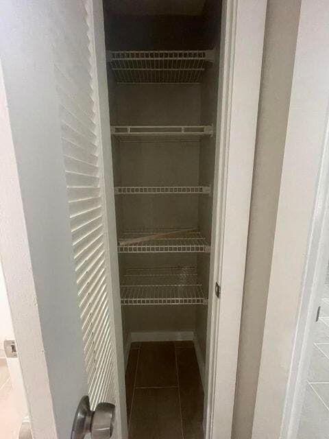 Foto del edificio - 1638 Embassy Dr