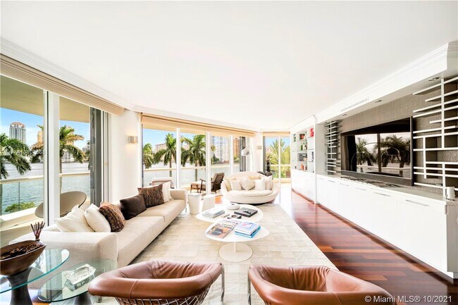 Foto del edificio - 1000 E Island Blvd
