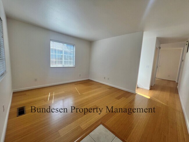 Foto del edificio - Lovely 3 bedroom duplex - Shown by appoint...