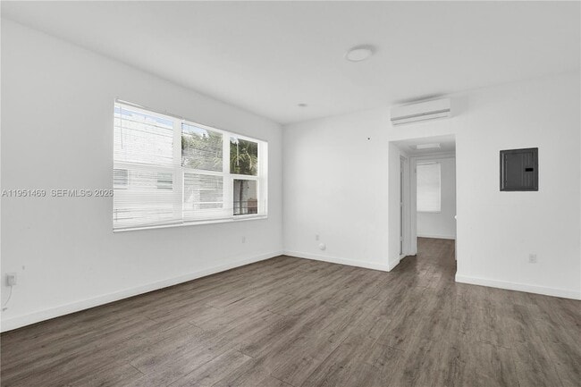 Photo - 402 NW 12th Ave Apartment