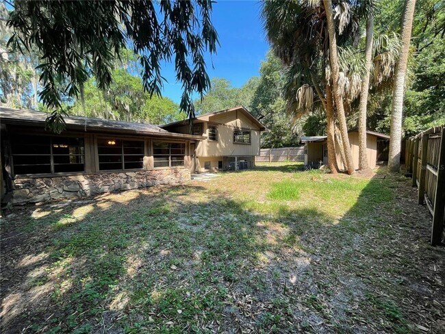 Building Photo - 55 Live Oak Rd