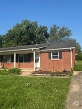 Building Photo - 315 Garden Park Dr