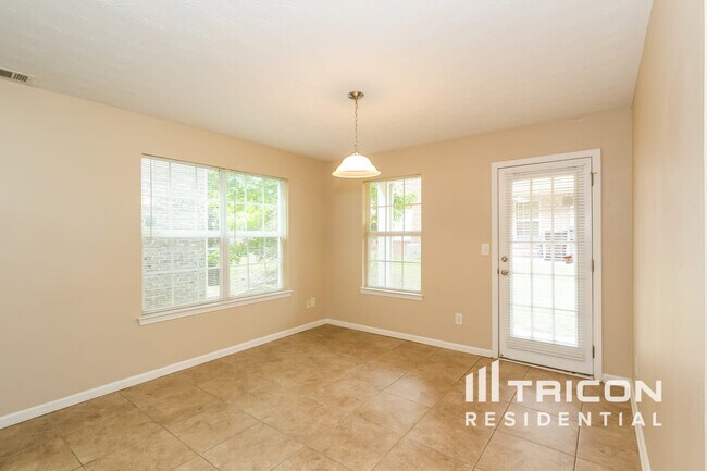 Building Photo - 229 Rankin Cir