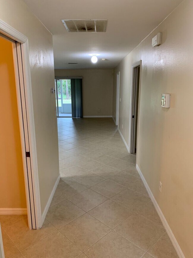 Building Photo - 36 Bunker View Dr