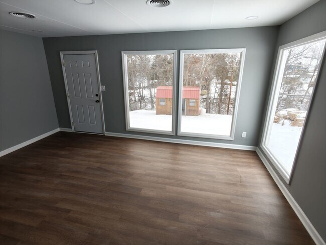 Foto del edificio - 761 Norway Ave