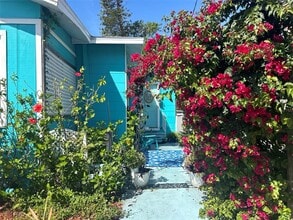 Building Photo - 914 N 8TH St N