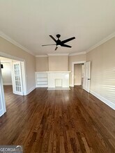 Building Photo - 494 Parkway Dr NE