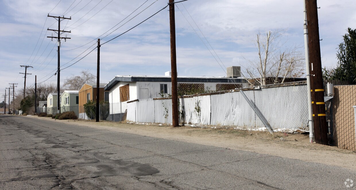 Foto del edificio - 108 Cal Ave