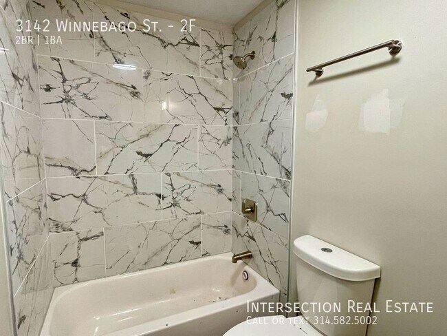 Foto del edificio - Completely Renovated Gravois Park Duplex A...