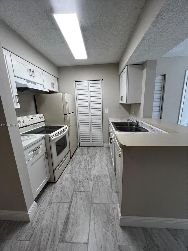 Foto del edificio - 1247 SW 46th Ave