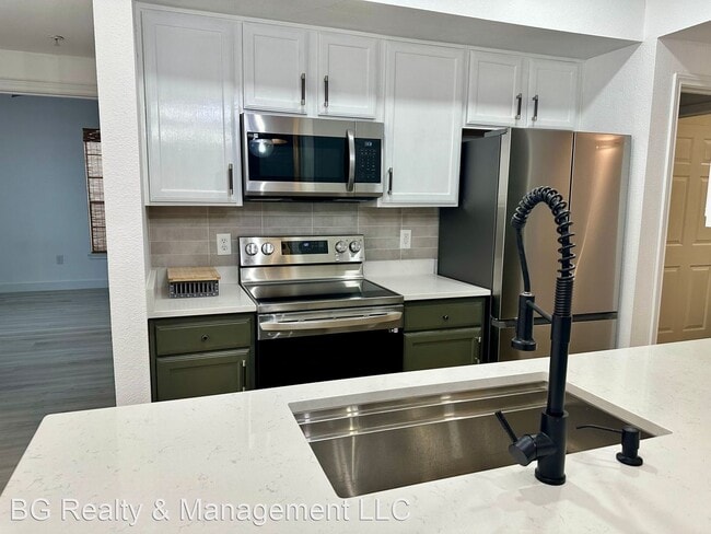 Building Photo - 2 br, 2 bath House - 6765 Corporate Blvd U...