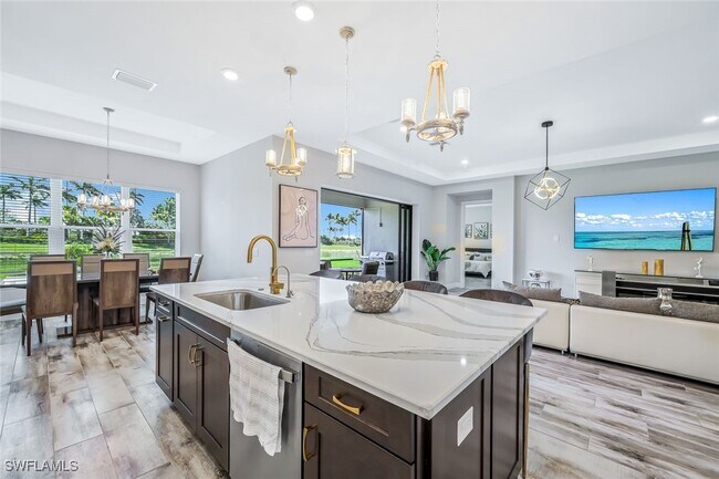 Foto del edificio - 15495 Rio Ponace Ct