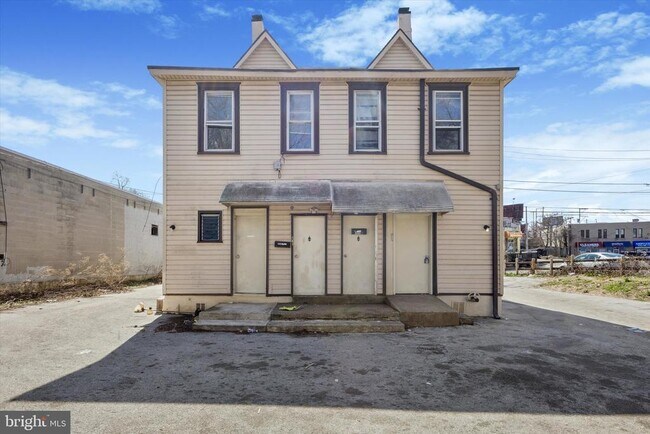 Foto del edificio - 909 Springfield Rd