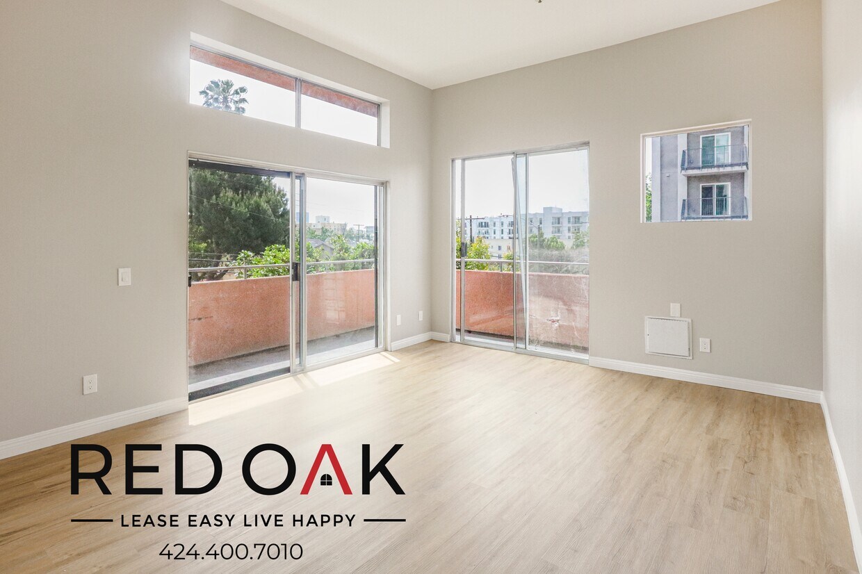 Foto principal - 6700 Franklin Pl