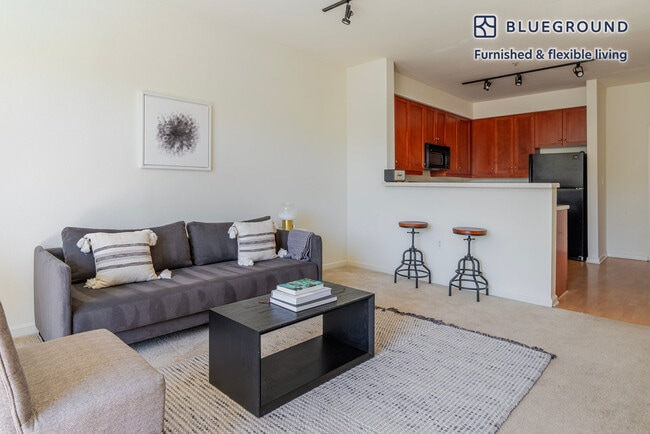 Building Photo - 754 The Alameda