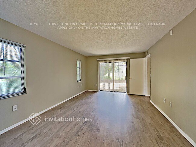 Building Photo - 4917 Taywater Dell