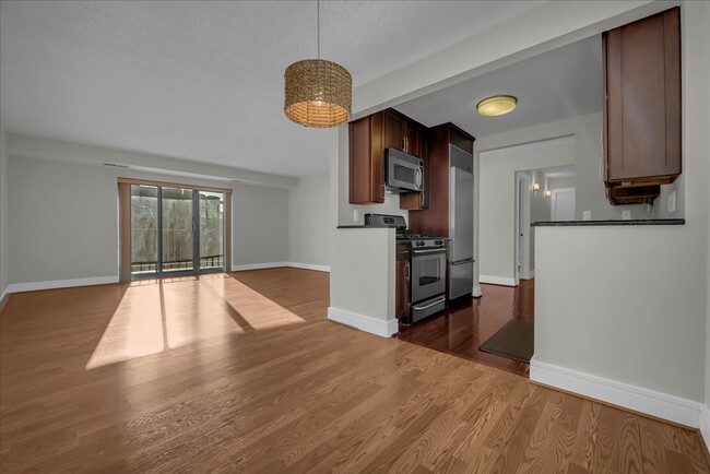 Foto del edificio - 411 S Old Woodward Ave