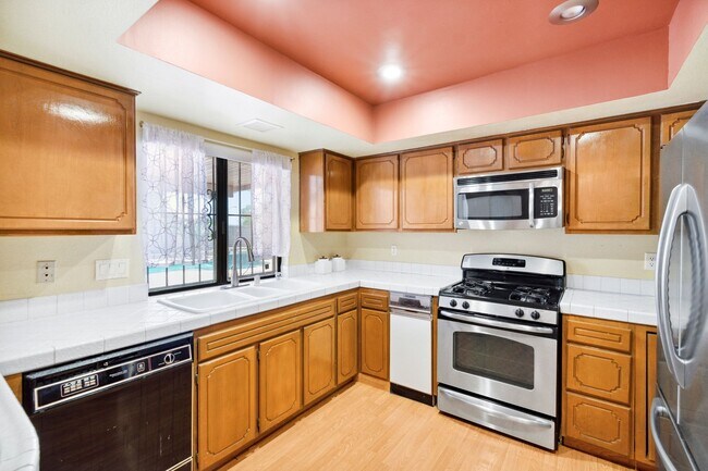 Foto del edificio - SINGLE FAMILY 3 BED 2 BATH HOUSE AT VILLA ...