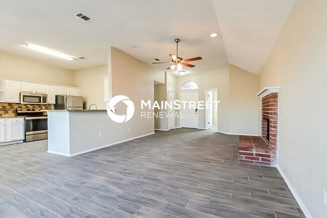 Foto del edificio - 4 Bedroom Pet-Friendly Home in Glenn Heights, TX with Main Street Renewal