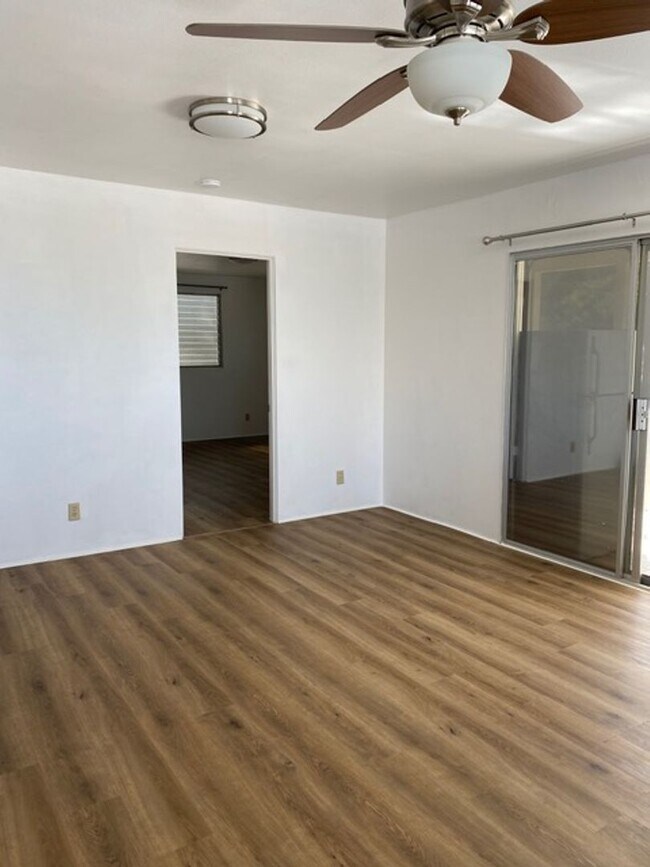 Foto del edificio - 1 BEDROOM, 1BATH UNIT UTILITIES INCLUDED-PEARLCITY
